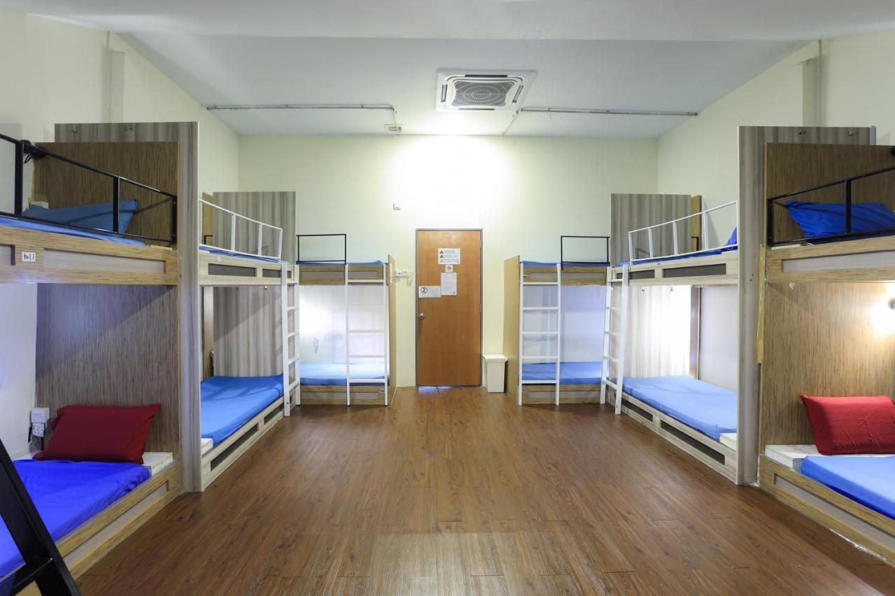 Spot On 90236 Zigzag Travellers Home Kuala Lumpur Extérieur photo